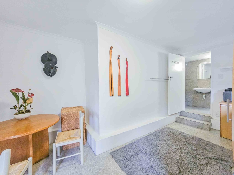 1 Bedroom Property for Sale in Camps Bay Western Cape